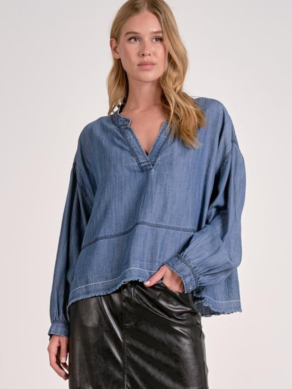NWT! ELAN  Denim Pullover Blouse - Medium